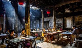 银行国庆节上班吗? 银行国庆节上班吗?